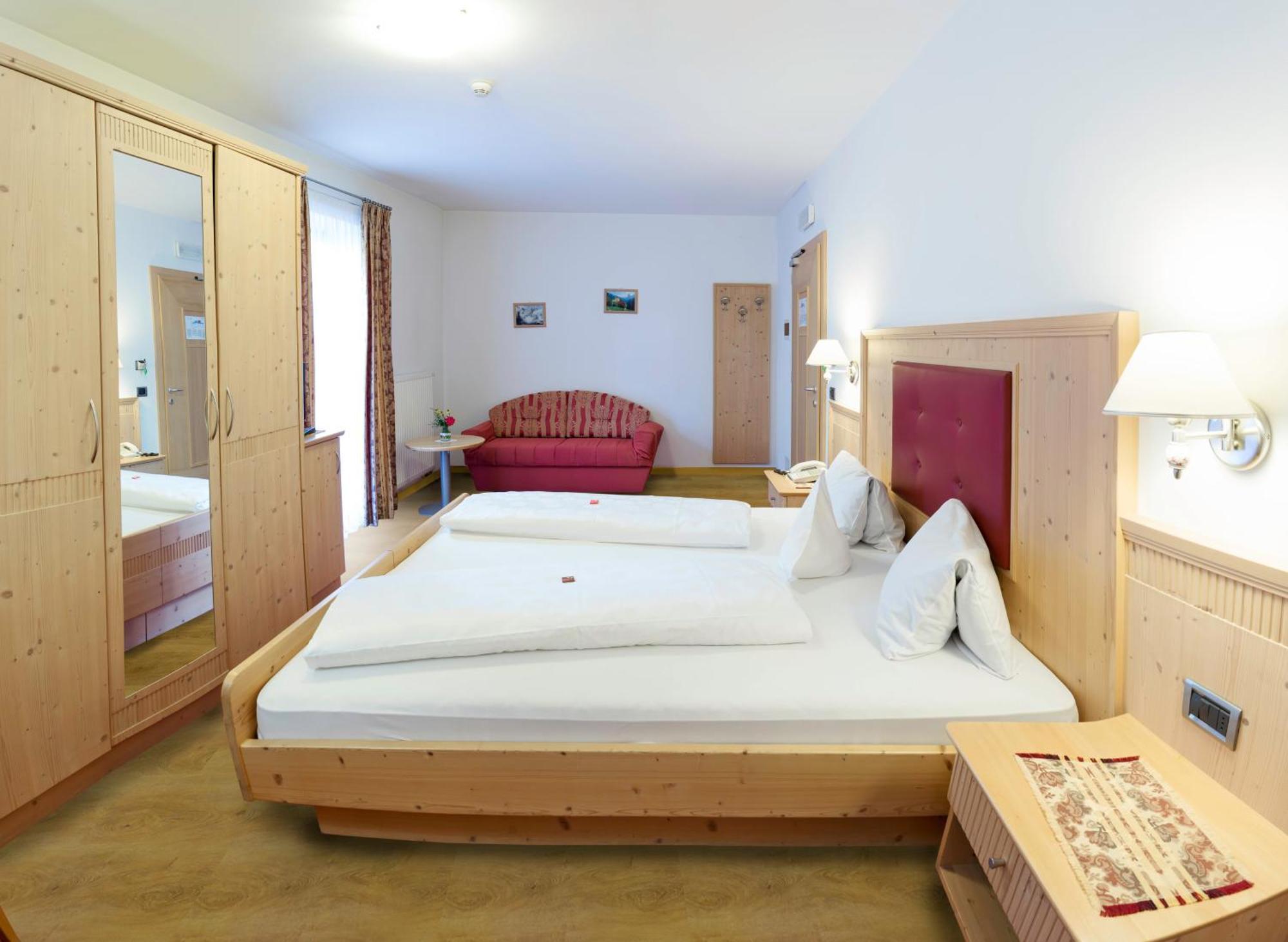 Hotel Haus An Der Luck Barbiano  Bagian luar foto