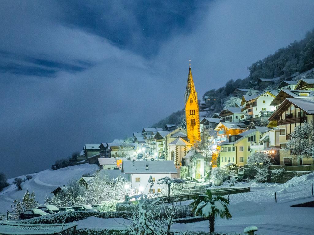 Hotel Haus An Der Luck Barbiano  Bagian luar foto